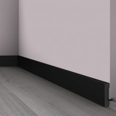 Плінтус M80black 80х15 мм